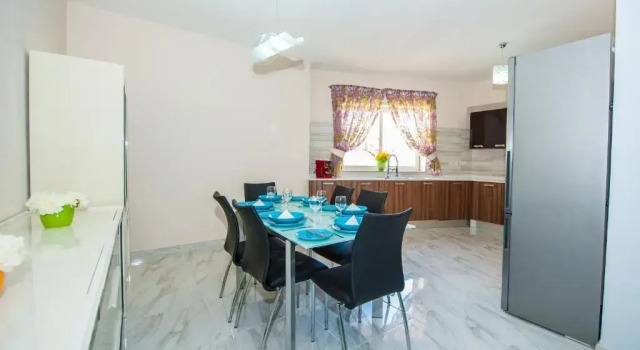Апартаменты The Waves holiday apartment