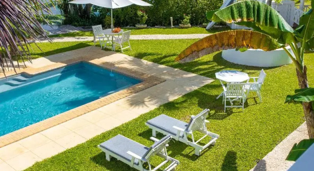 Апартаменты Tropicana Lagoon Apartments