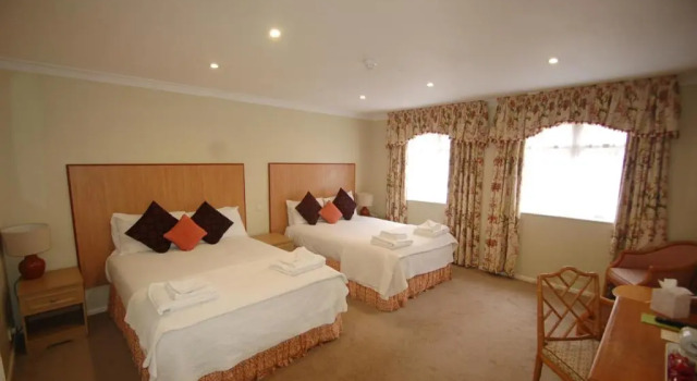 Семейный номер Standard Kings Court Hotel Alcester, BW Signature Collection
