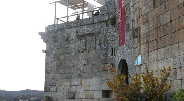Hotel Monumento Castillo de Maceda, Varaa Hotelli Hotellit Ribeira Sacra aamiaisella, Aamiainen
