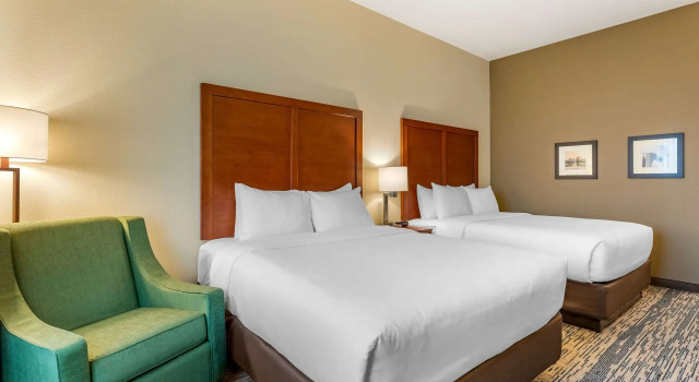 Четырёхместный номер Standard Comfort Inn & Suites West Des Moines