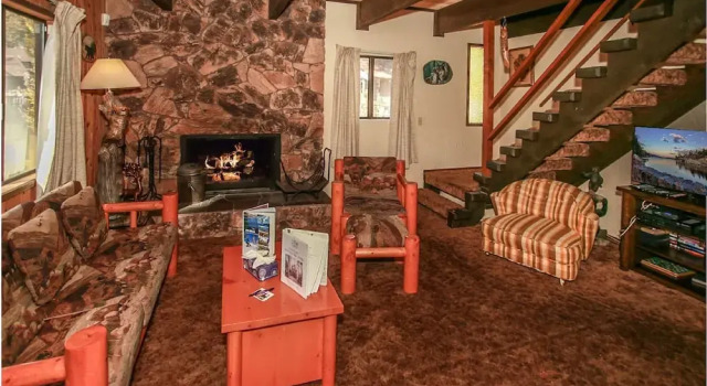 Wishing Bear Lodge, Забронировать Отель Биг-Бэар-Сити San Bernardino Mountains