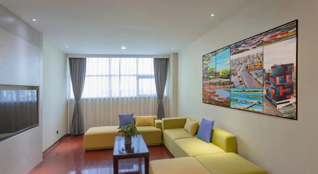 Люкс Deluxe Chonpines Hotel Jining Quanmin Fitness Plaza
