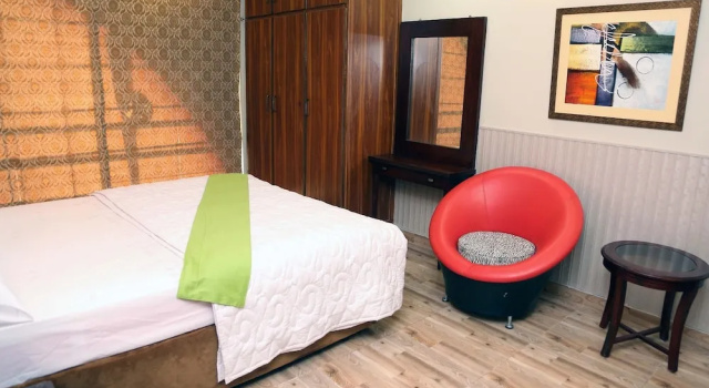 Люкс Deluxe Hak Mall Suites