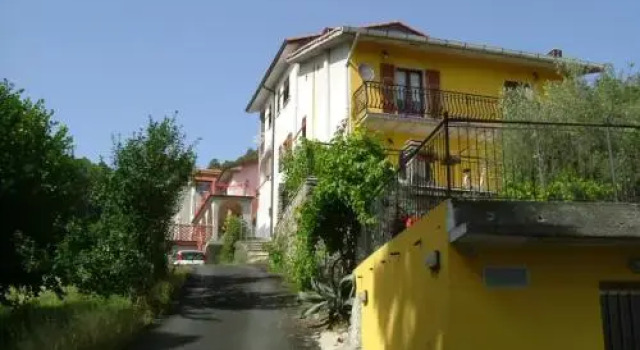 Pernedo Apartments