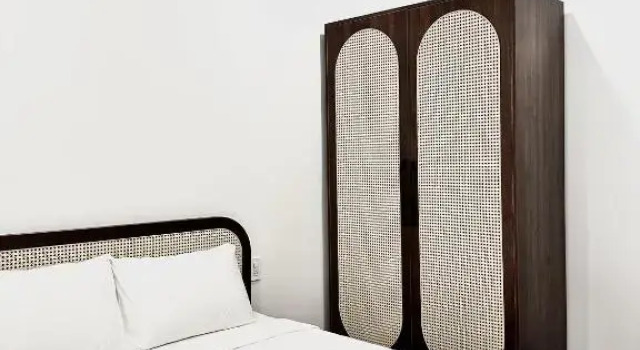 Han Riverine Hotel & Cafeteria DaNang, Забронировать Отель Annicco , рядом с Музей изящных искусств Дананга