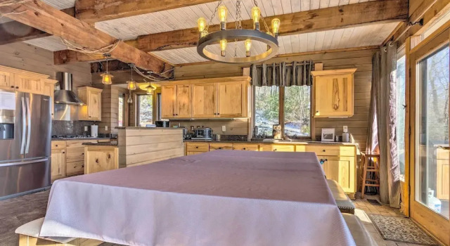 Коттедж Golf, Sauna, Creek: Spectacular Smoky Mtn-view Gem