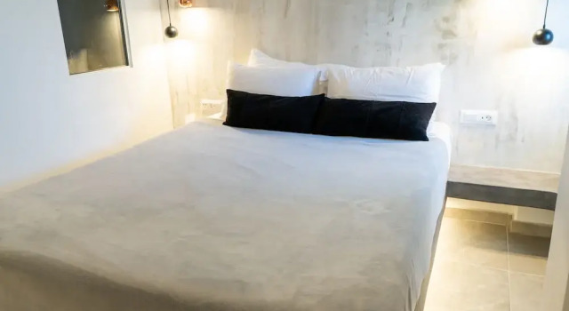 George & Joanna Suites