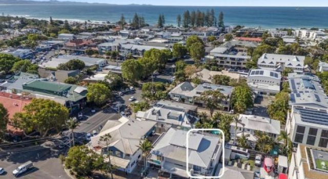 Byron Marvel Penthouse - Walk to beach - Sleeps 10