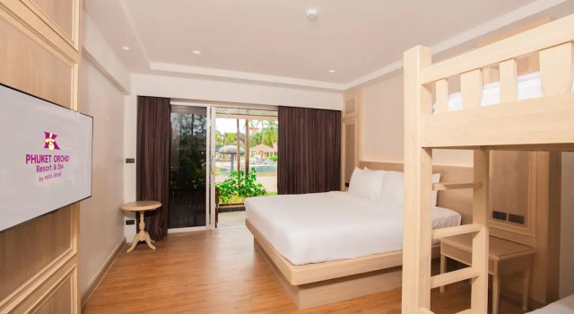 Номер семейный с двухъярусной кроватью с балконом Курортный отель Phuket Orchid Resort and Spa