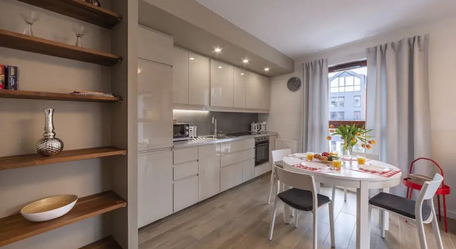 Waterlane Island Old Town by Renters