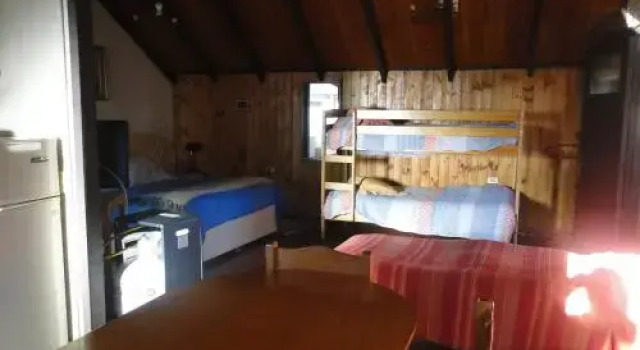Hostal Refugio Zenteno, Prenota Hotel Hotel a Los Lagos con parcheggio, Parcheggio