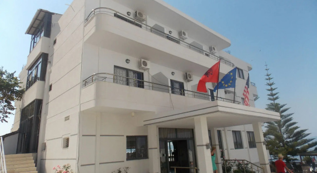 Hotel Kompleks Joni