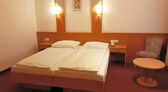Четырёхместный семейный номер Standard Hotel Haydn