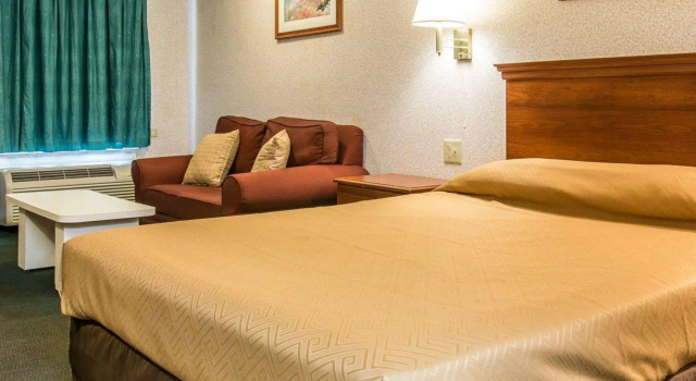 Двухместный номер Standard Rodeway Inn Madison Heights - Detroit