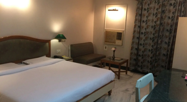 LMB Hotel
