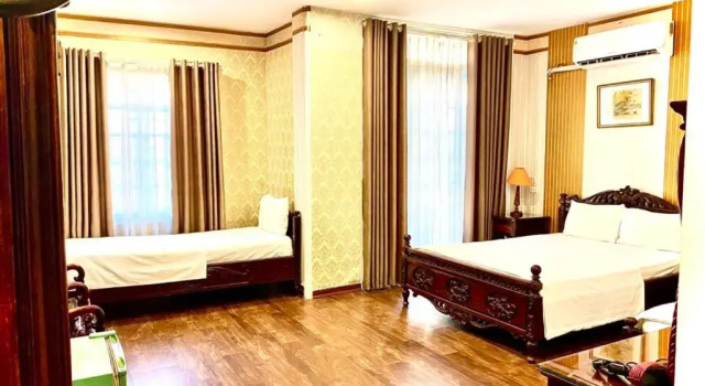 Семейный номер Standard с балконом Group Nest Hotel