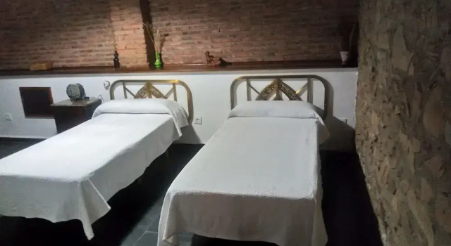 Коттедж с балконом и с красивым видом из окна La Alberguería complejo rural