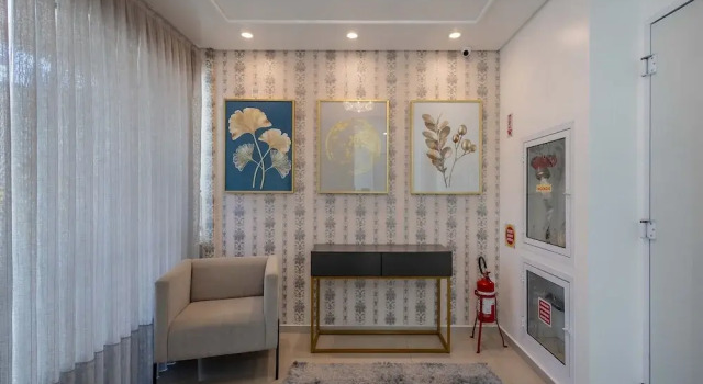 Апартаменты с балконом Apartments in a Building 650 Meters From Meia Praia Beach - Rgos