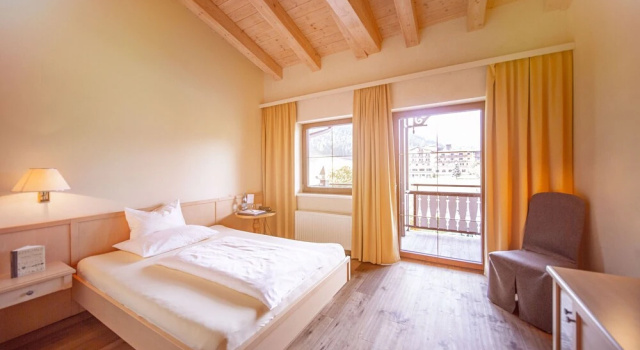 Одноместный номер Standard с балконом Hotel der Wiesenhof