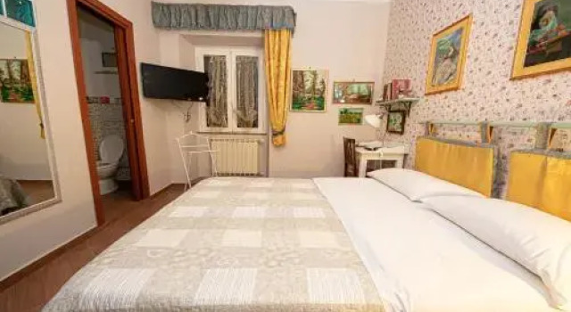 Next Stop 28, Rezervasyon Otel Tivoli 