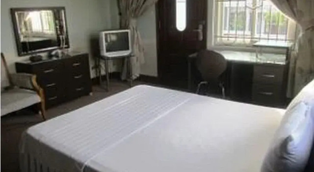 Hac Trang Hotel, Забронировать Отель Нгашон Тханьхоа́