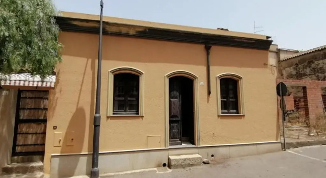 Casa Anna - Villetta indipendente in tipico stile sardo IUN Q5687