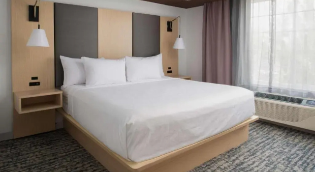 Номер Standard Best Western Premier Keizer Salem Hotel
