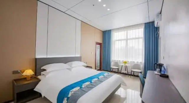 Люкс Deluxe с 4 комнатами Meizhou Island Shangdao Jia Homestay (Lianchi'ao Beach Branch)