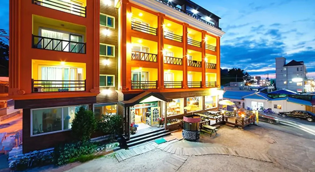 Gangneung Le Select Pension, Boek Hotel Hotels in Gangwon-Do met parkeren, Parkeren