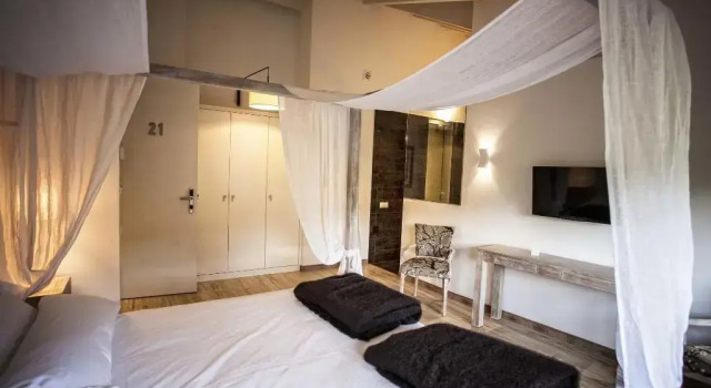 Hotel Pura Vida, Reserva ahora Hotel Hoteles en La Rioja con desayuno, Desayunos