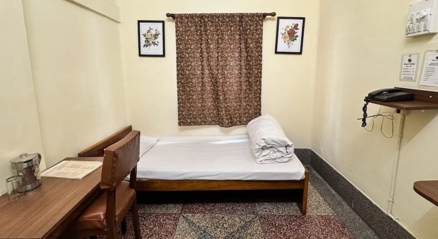 Одноместный номер Standard Hotel Saluja
