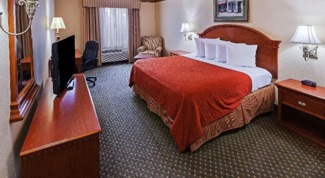 Двухместный номер Standard c 1 комнатой Country Inn & Suites by Radisson, Amarillo I-40 West, TX
