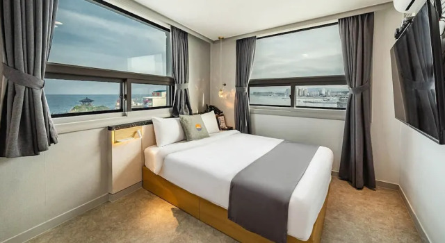 Двухместный номер Standard Harbor Sokcho Ritz Hotel