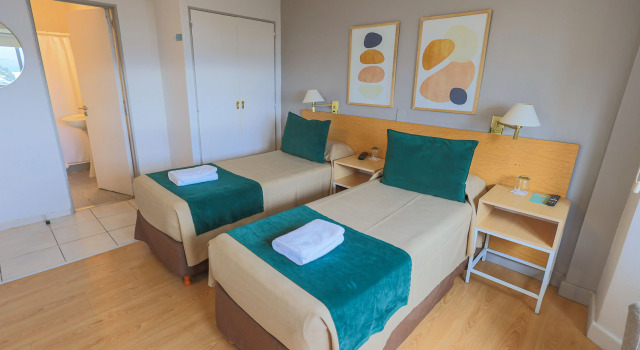 Hotel Plaza Bariloche, Забронировать Отель Отели в центре Сан-Карлос-де-Барилоче, в центре