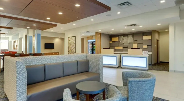 Holiday Inn Express & Suites Winston Salem Sw Clemmons by IHG, Забронировать Отель Клеммонс Северная Каролина