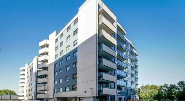 Elegant 1 bed apt in Tottenham With Panoramic View, Book Hotel Hoteller i Tottenham med parkering, Parkering