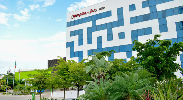 Hampton Inn by Hilton Ciudad del Carmen, Book Hotel Hotels in Campeche with a Pool, Swimming Pool