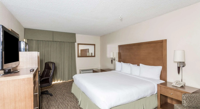 The Grand Inn Peoria, Book Hotel Glendale Phoenix Metropolitan Area