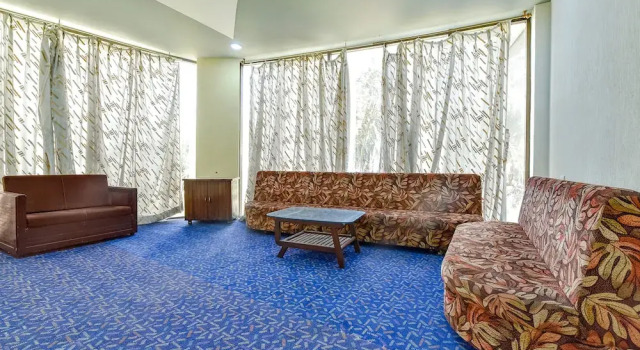 FabExpress Riya Revati Resort, Забронировать Курортный отель Вадодара штат Гуджарат