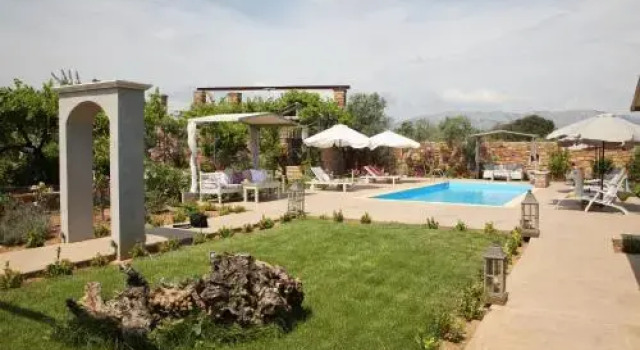 Venetis Luxury Apartments, Забронировать Апартаменты/квартира Карфас 