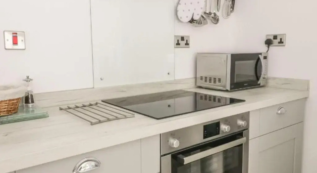 Коттедж Clock cottage