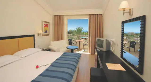 Olympic Bay - Adults Only