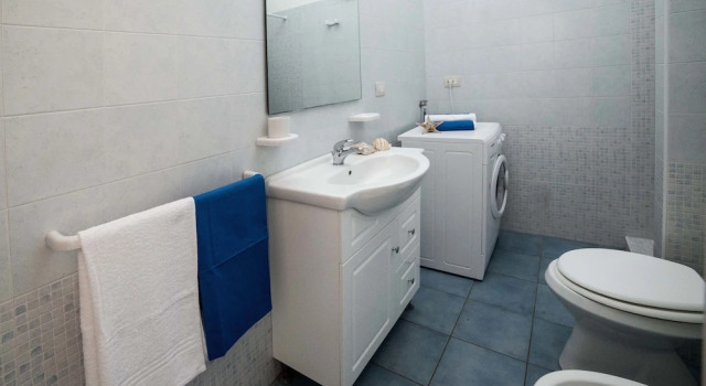 Коттедж Le Bianche ville con patio privato a un passo dal mare