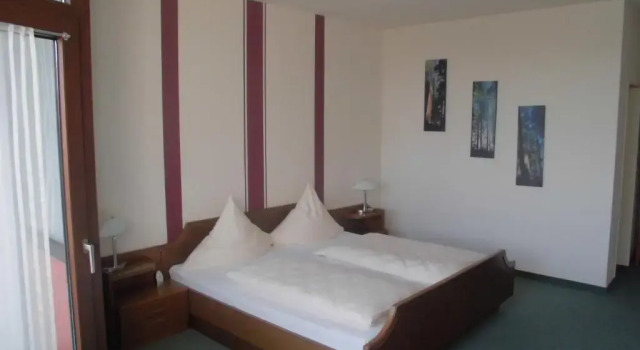 Двухместный номер Economy Hotel Roeb