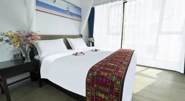 Люкс Danjia Yunsu Hotel (Clear Water Bay Nanwan Monkey Island)