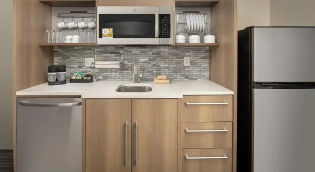 Четырёхместный люкс Home2 Suites By Hilton Edison