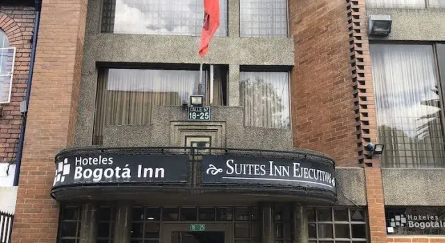 Suites Ejecutivas 57 Inn, Забронировать Отель Отели Богота с парковкой, рядом с Centro Comercial Galerias, Парковка