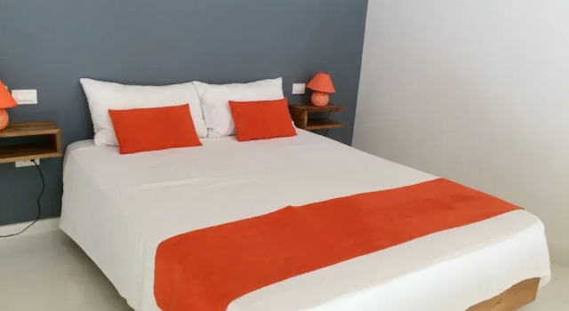 Liberty Bed & Breakfast, Book Hotel Hoteller i Las Terrenas med parkering, Parkering
