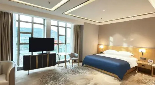 Люкс Deluxe Guiping Ruquan Jingliugang Hotel (Xishan Branch)